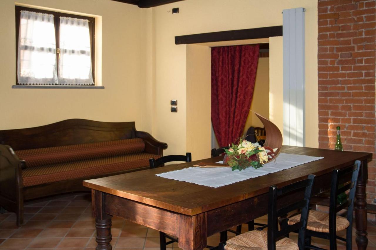 Casa Del Grande Vecchio Bed & Breakfast Airasca Eksteriør bilde