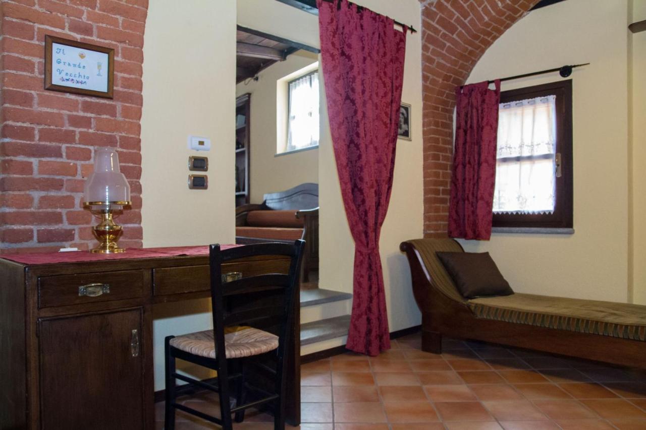 Casa Del Grande Vecchio Bed & Breakfast Airasca Eksteriør bilde
