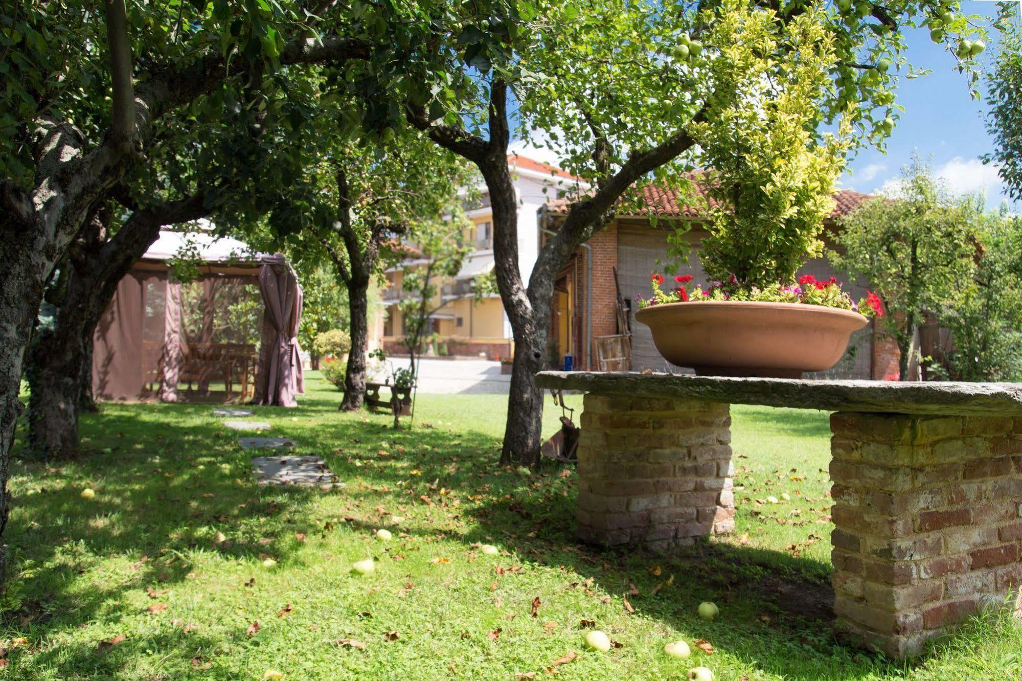 Casa Del Grande Vecchio Bed & Breakfast Airasca Eksteriør bilde